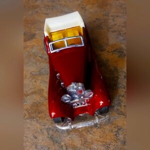 Mercedes Benz 540 cabaret Classic Red Toy Car with Cream Roof